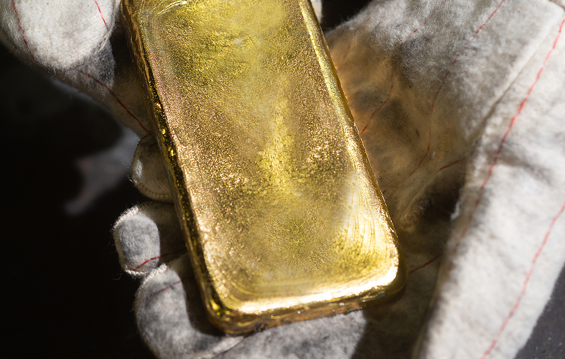 Precious Metal Melting - Gold Bar - Metallix